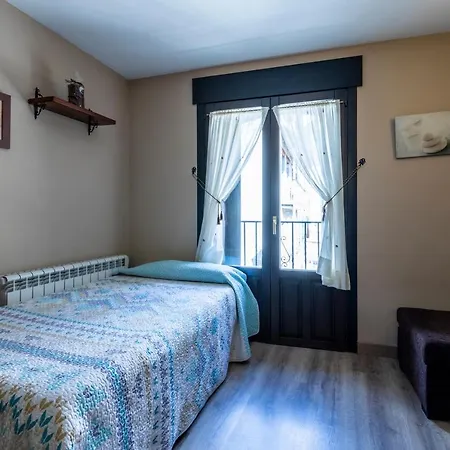 Santa Cruz Apartment Broto Exterior photo
